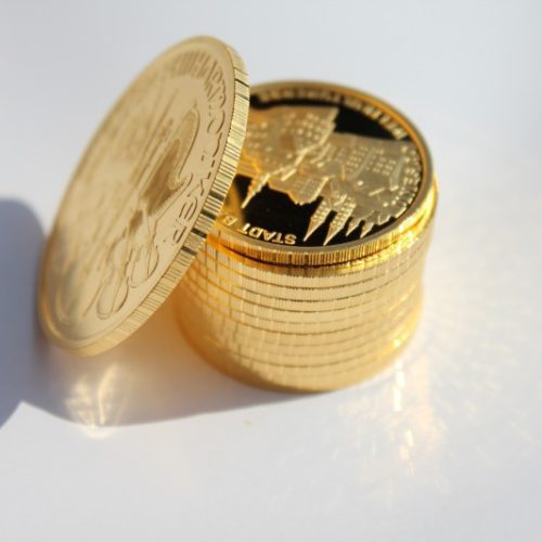 Złote monety – rodzaje, zalety i przechowywanie